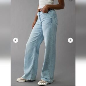 NWT - AE Dreamy Drape Stretch Super High-Waisted Baggy Wide-Leg Jean - Size 10 R
